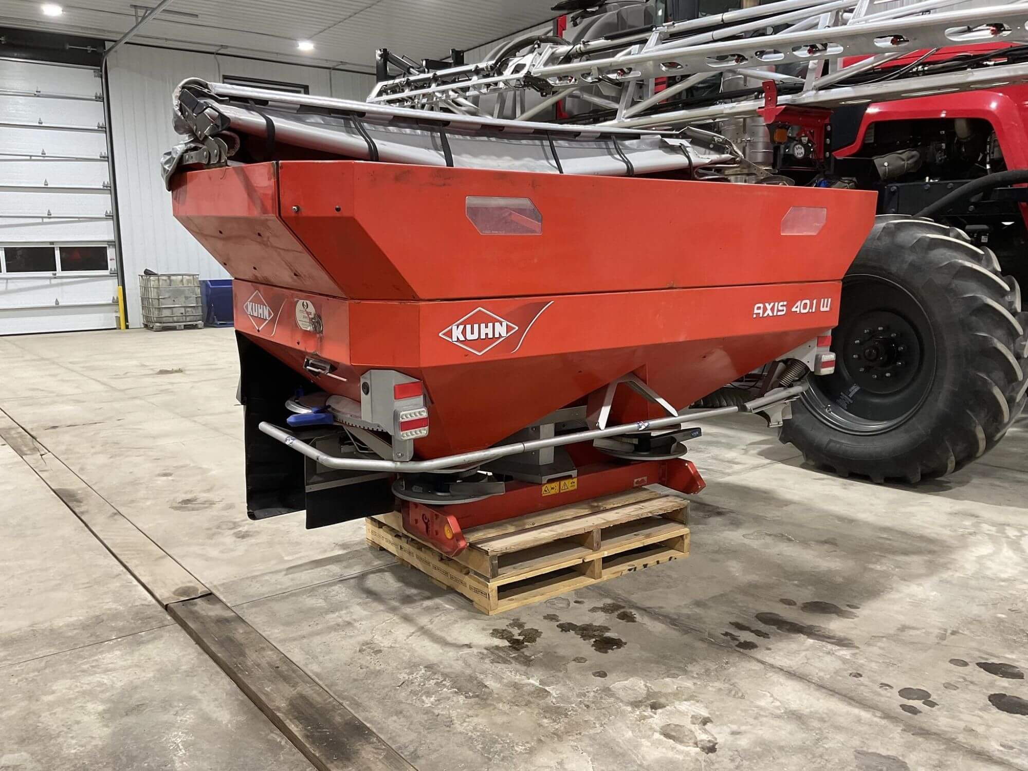 Dry Fertilizer Spreader