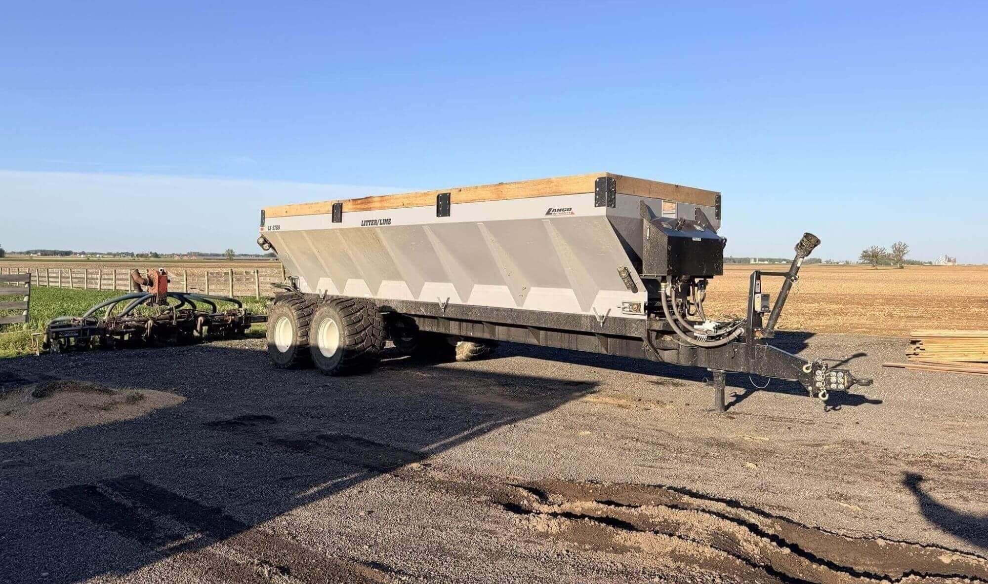 Poultry Litter Spreader